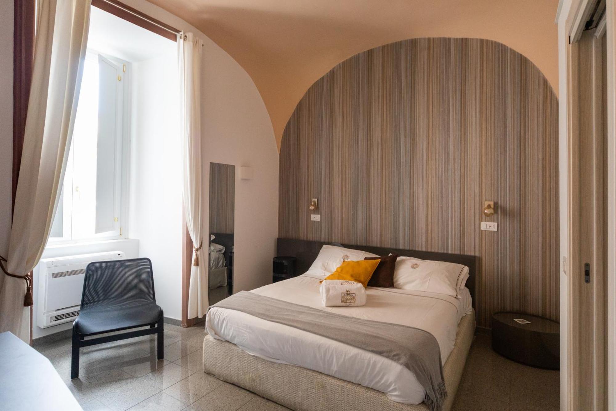 Hotel Palazzo il Convento Napoli Esterno foto