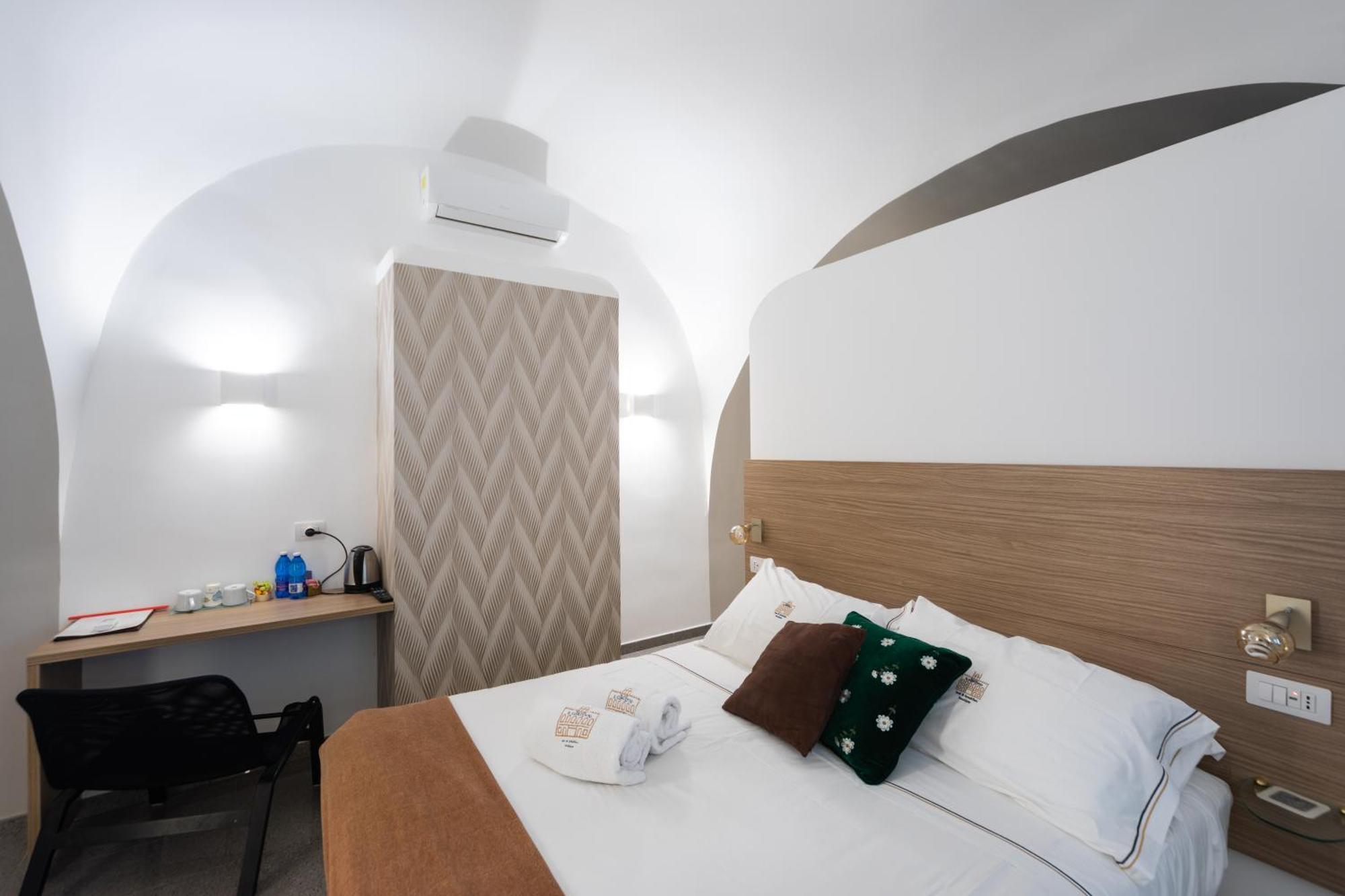 Hotel Palazzo il Convento Napoli Esterno foto