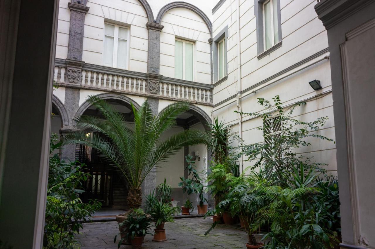 Hotel Palazzo il Convento Napoli Esterno foto