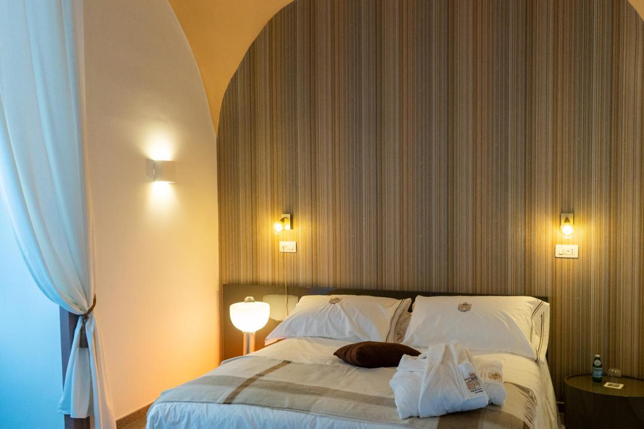 Hotel Palazzo il Convento Napoli Esterno foto